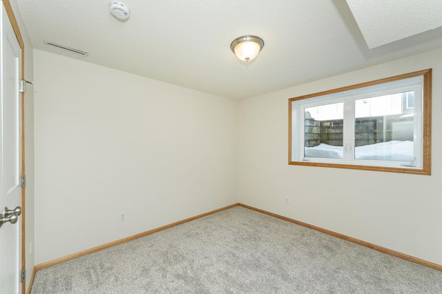 2657 Colleen Street NE, Rochester, MN 55906