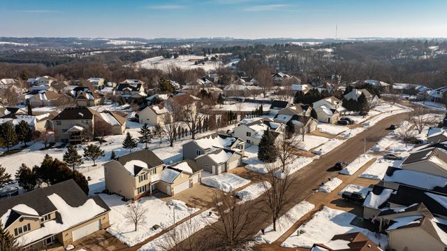 2657 Colleen Street NE, Rochester, MN 55906