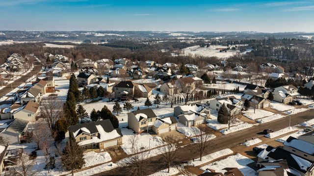 2657 Colleen Street NE, Rochester, MN 55906