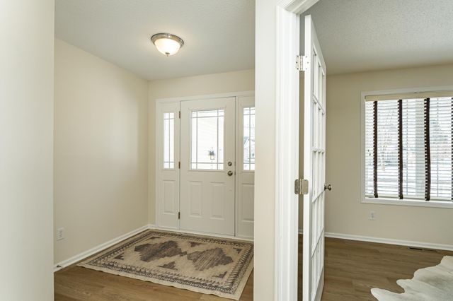 2657 Colleen Street NE, Rochester, MN 55906