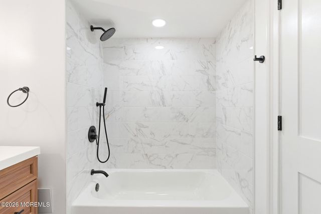 1 Scenic Drive 303, Highlands, NJ 07732