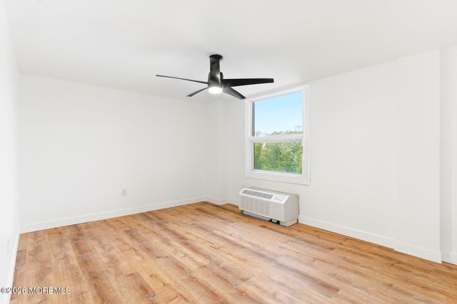 1 Scenic Drive 303, Highlands, NJ 07732