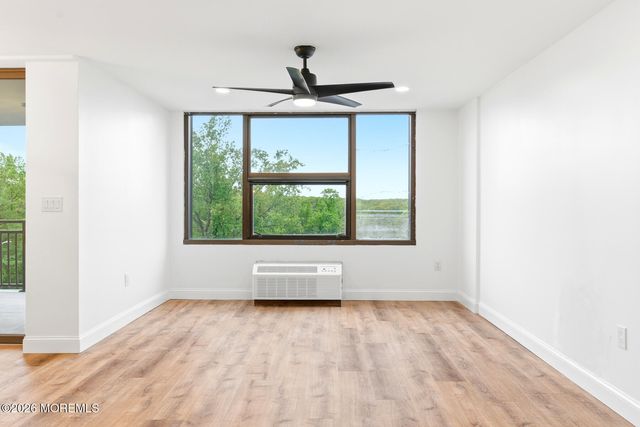 1 Scenic Drive 303, Highlands, NJ 07732