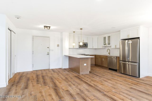 1 Scenic Drive 303, Highlands, NJ 07732