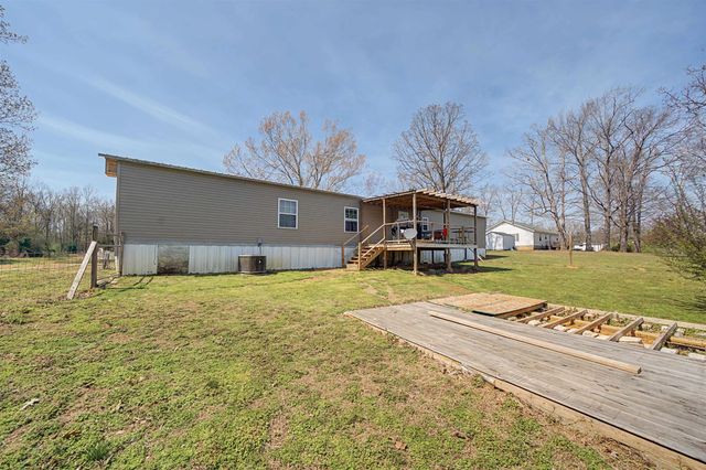 7010 22 HWY, Adamsville, TN 38310