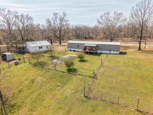 7010 22 HWY, Adamsville, TN 38310