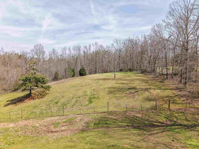 7010 22 HWY, Adamsville, TN 38310