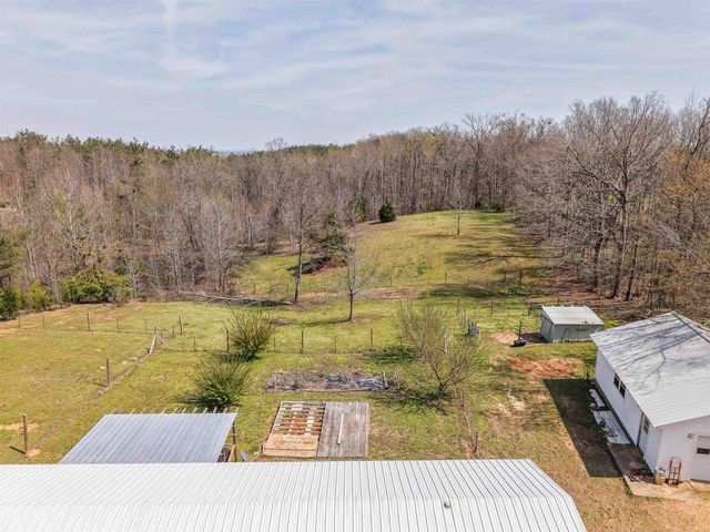 7010 22 HWY, Adamsville, TN 38310