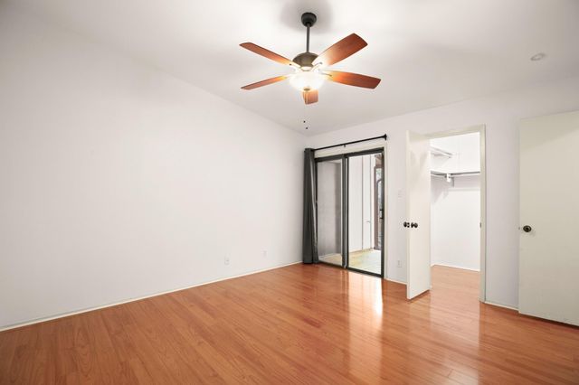 9001 Parkfield DR B, Austin, TX 78758