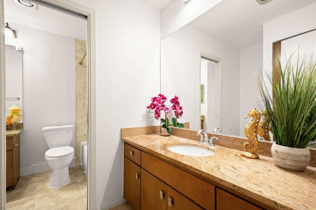 9001 Parkfield DR B, Austin, TX 78758