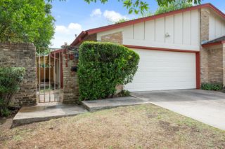 9001 Parkfield DR B, Austin, TX 78758