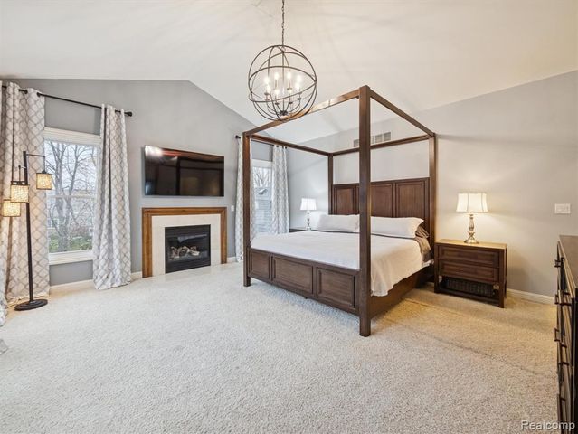 49630 Taft Lane, Canton, MI 48188