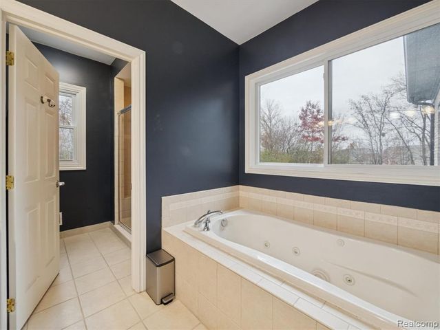 49630 Taft Lane, Canton, MI 48188