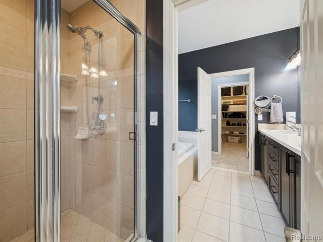 49630 Taft Lane, Canton, MI 48188