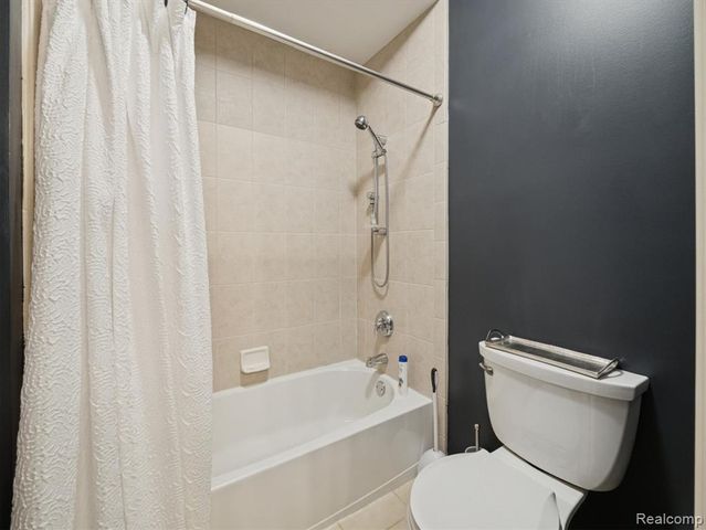 49630 Taft Lane, Canton, MI 48188