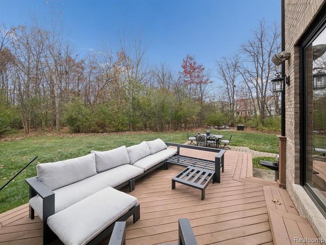 49630 Taft Lane, Canton, MI 48188