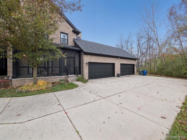 49630 Taft Lane, Canton, MI 48188