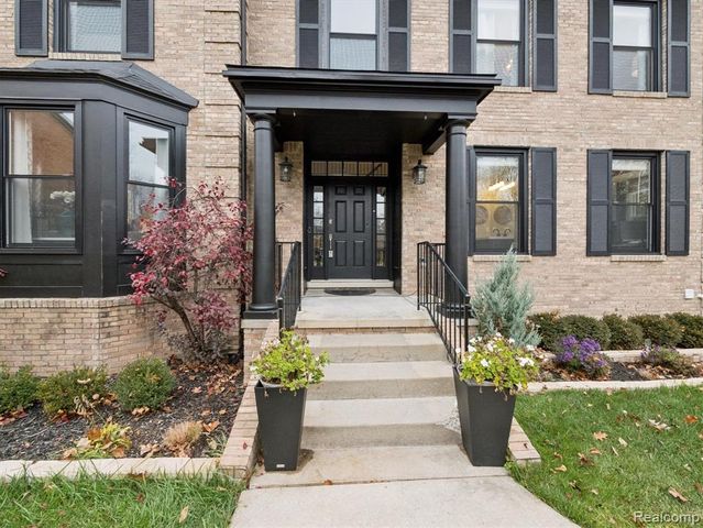 49630 Taft Lane, Canton, MI 48188