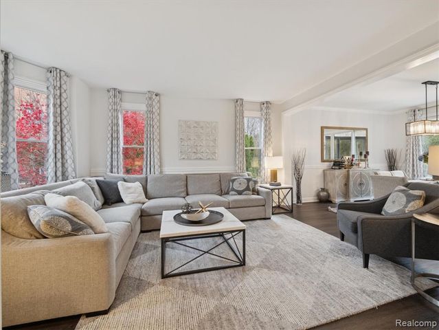 49630 Taft Lane, Canton, MI 48188