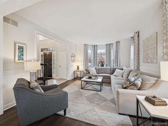 49630 Taft Lane, Canton, MI 48188