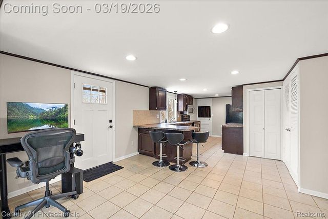 3205 Shimmons Road, Auburn Hills, MI 48326