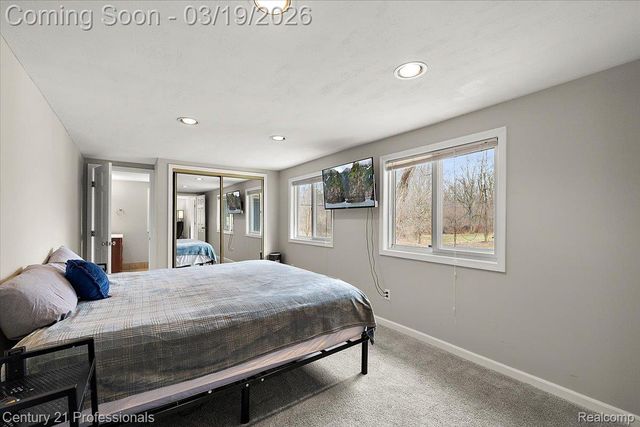 3205 Shimmons Road, Auburn Hills, MI 48326