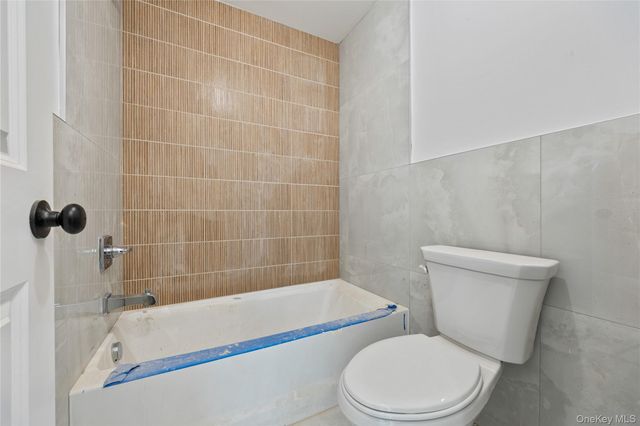 20 W Funston Avenue 211, Spring Valley, NY 10977