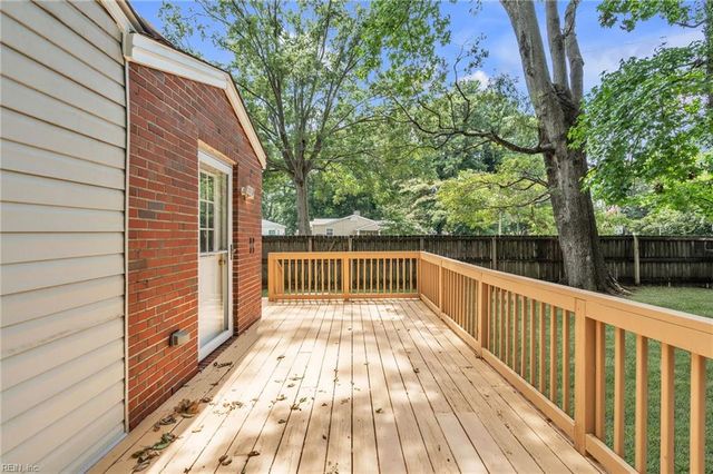 543 Draper DR, Norfolk, VA 23505