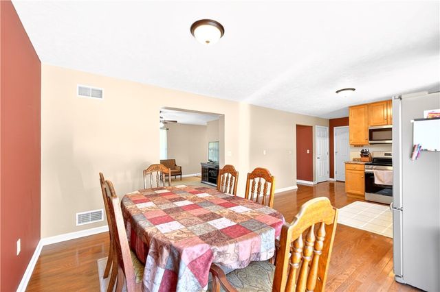 429 Braden School Rd, Chippewa Twp, PA 15010