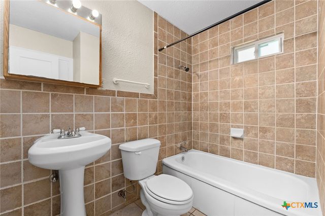 2007 Elkins Avenue, Killeen, TX 76541