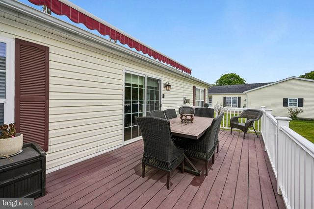 209 BURNING TREE CT, Mays Landing, NJ 08330