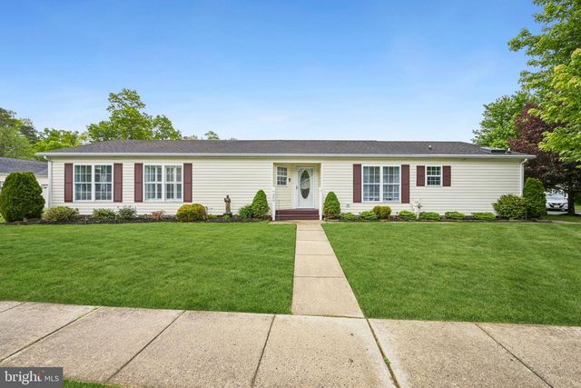 209 BURNING TREE CT, Mays Landing, NJ 08330