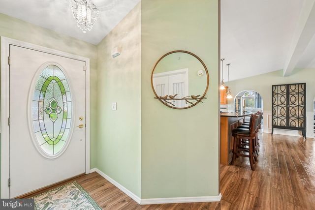 209 BURNING TREE CT, Mays Landing, NJ 08330