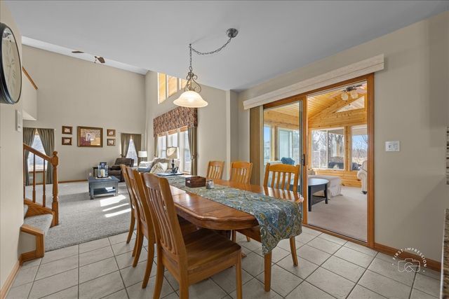 2518 Imgrund Road, North Aurora, IL 60542