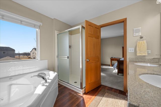 2518 Imgrund Road, North Aurora, IL 60542