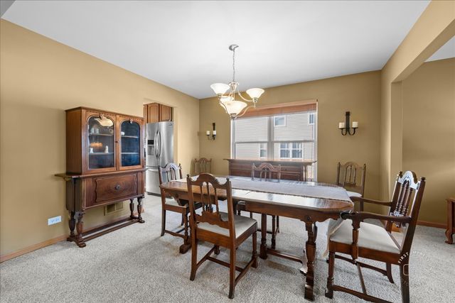 2518 Imgrund Road, North Aurora, IL 60542