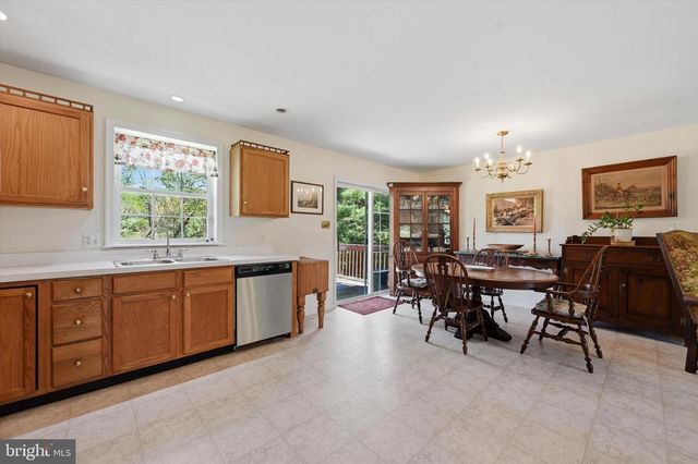 2265 STRASBURG RD, Coatesville, PA 19320