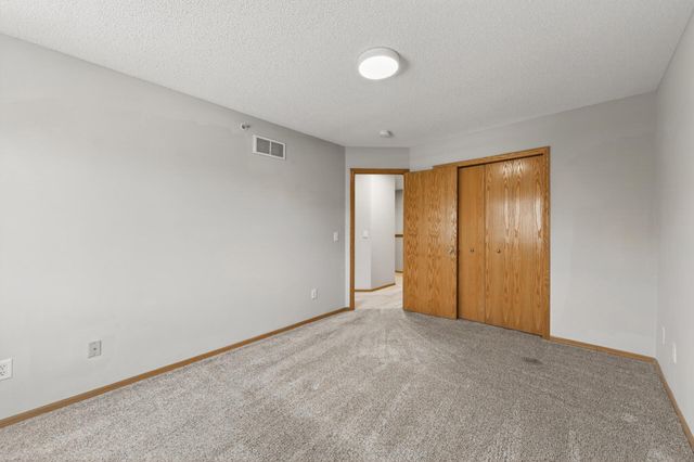 5653 100th Lane N, Brooklyn Park, MN 55443