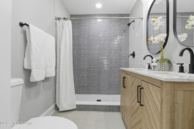 2147 MANEY Drive, Jacksonville, FL 32216