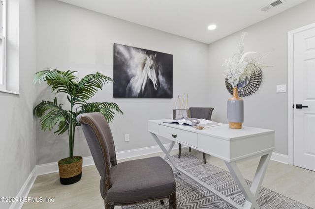 2147 MANEY Drive, Jacksonville, FL 32216