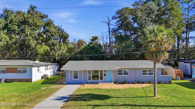 2147 MANEY Drive, Jacksonville, FL 32216