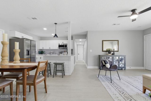 2147 MANEY Drive, Jacksonville, FL 32216