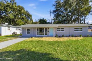 2147 MANEY Drive, Jacksonville, FL 32216