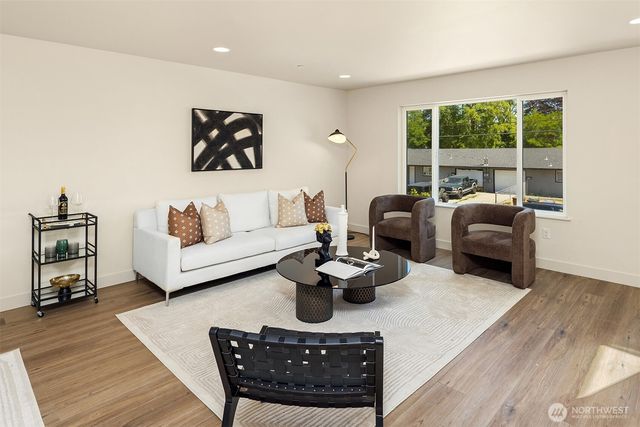 6614 52nd Avenue W, Tacoma, WA 98467