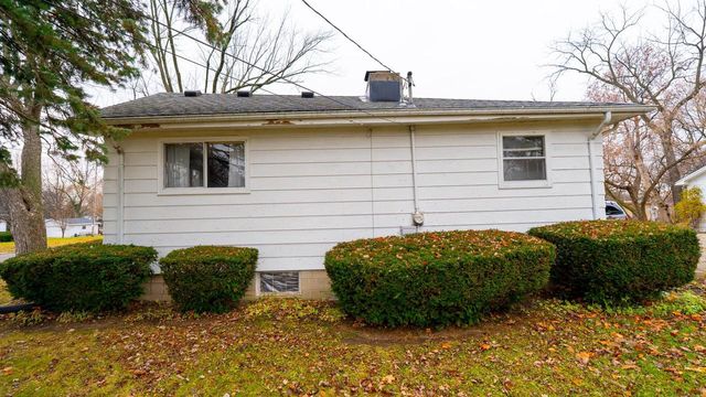 814 E North Street, Whitewater, WI 53190