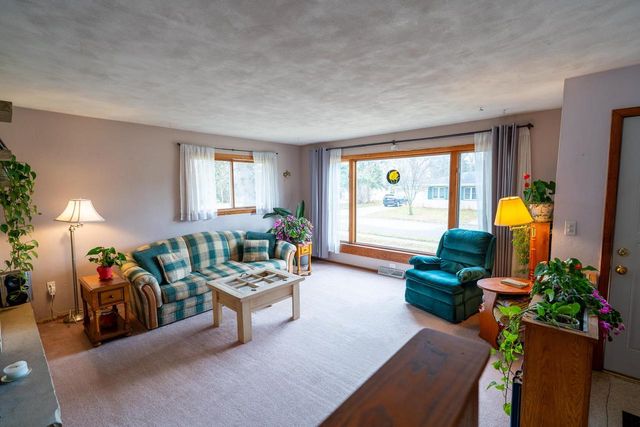 814 E North Street, Whitewater, WI 53190