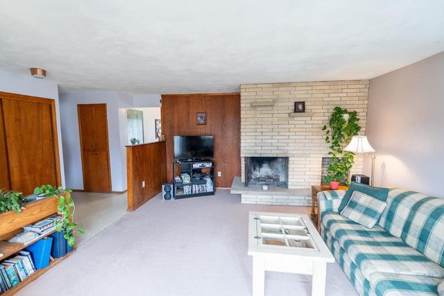 814 E North Street, Whitewater, WI 53190