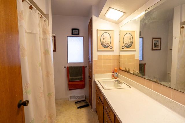 814 E North Street, Whitewater, WI 53190