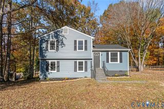 5206 Berkshire Dr, Prince George, VA 23860