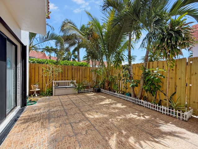 1251 S Federal Highway 114, Boca Raton, FL 33432